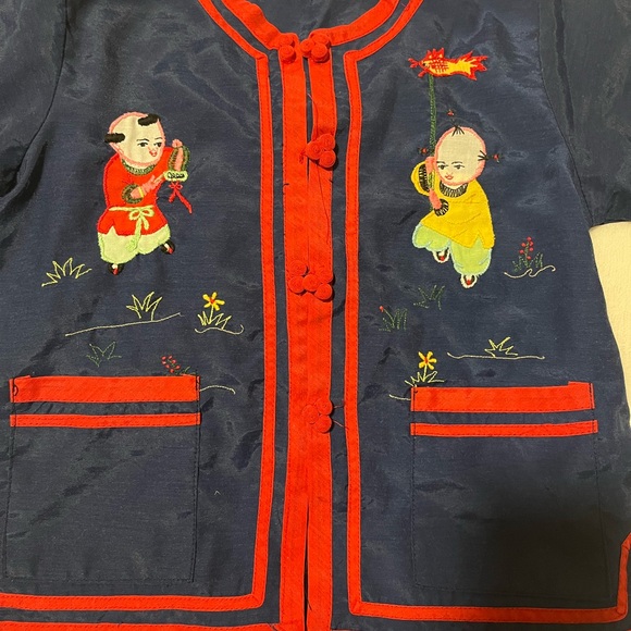 Chinese tang suit- kids size 2T - Picture 2 of 3